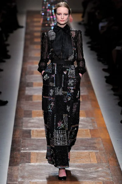Look 57